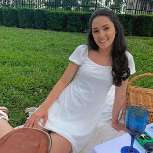 Meet your Posher, Mikayla